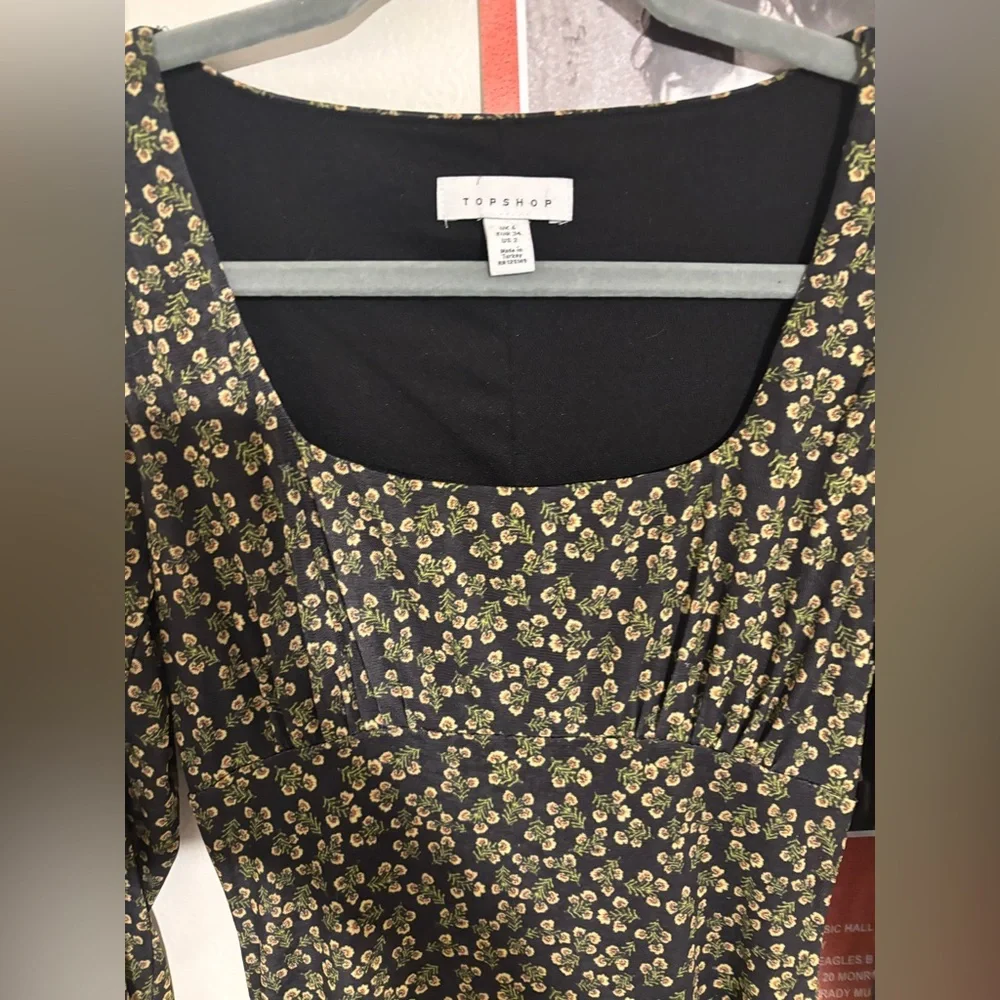 Topshop Black and Green Floral Long Sleeve Dress size 2 - Picture 4 of 8
